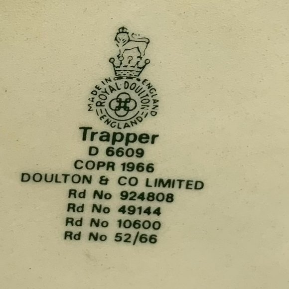 Royal Doulton Trapper Large Toby Mug D6609 England - Picture 7 of 7